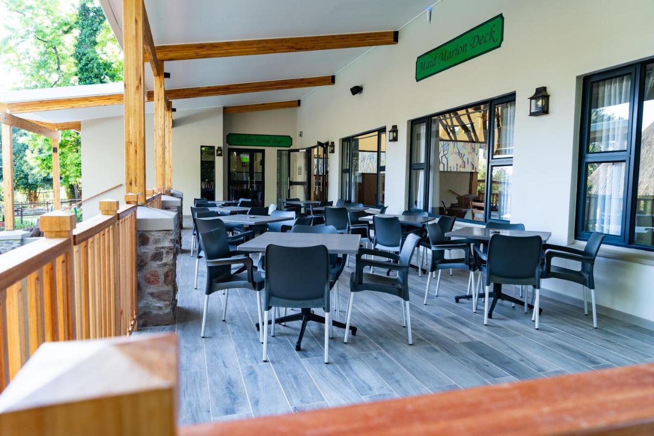 Gooderson Monks Cowl Golf Resort Champagne Valley Exterior photo